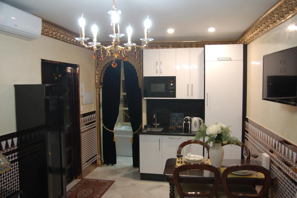 Luxury Apartment Plus Ultra Seville Luaran gambar