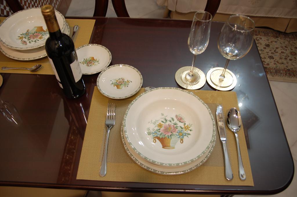 Luxury Apartment Plus Ultra Seville Luaran gambar