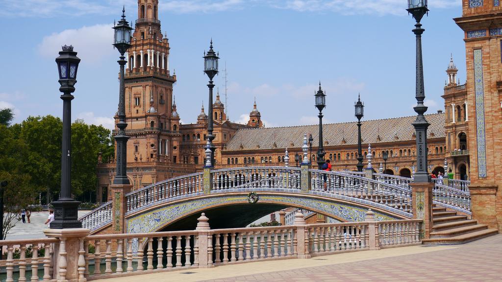 Luxury Apartment Plus Ultra Seville Luaran gambar