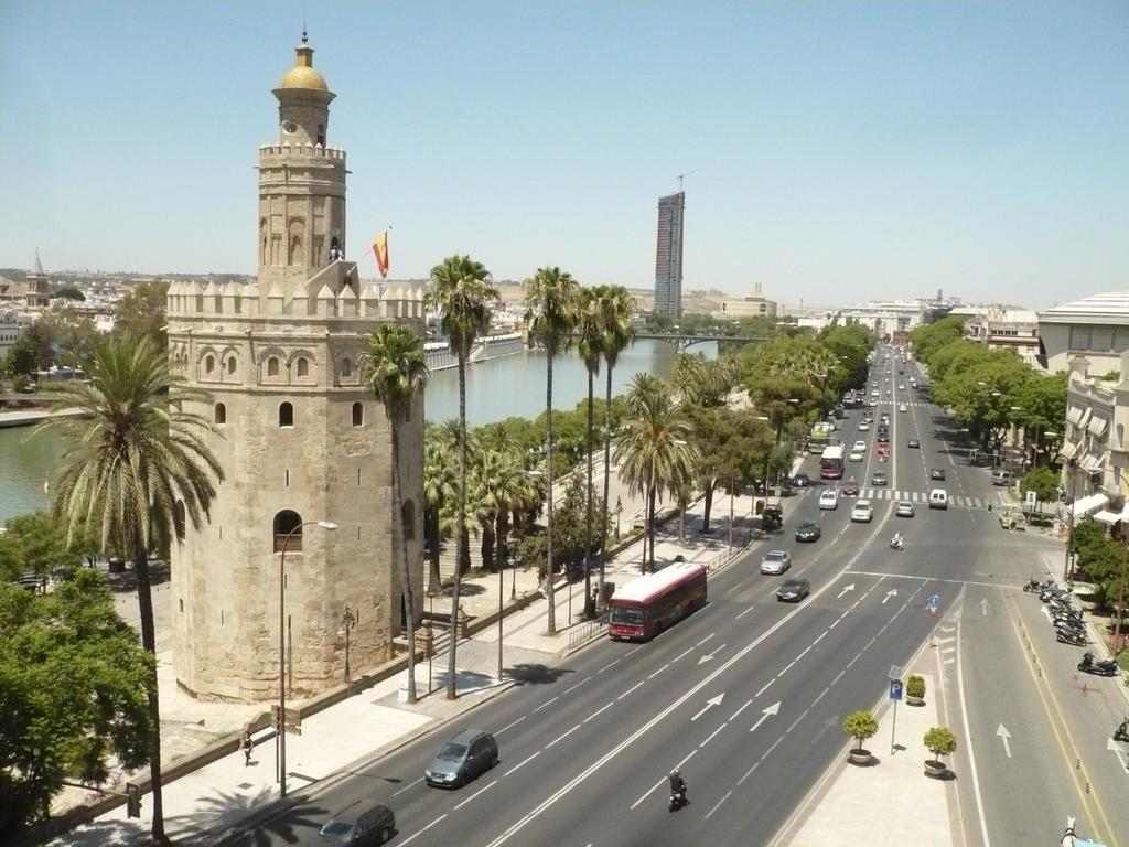 Luxury Apartment Plus Ultra Seville Luaran gambar