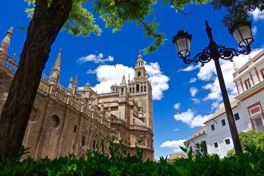 Luxury Apartment Plus Ultra Seville Luaran gambar